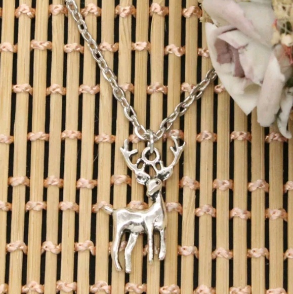 REINDEER DEER SILVER LONG CHAIN NECKLACE - Picture 2 of 3